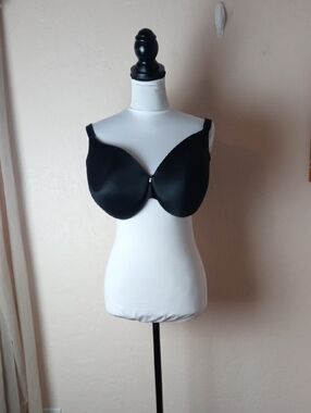 Cacique Black Seamless T-Shirt Bra